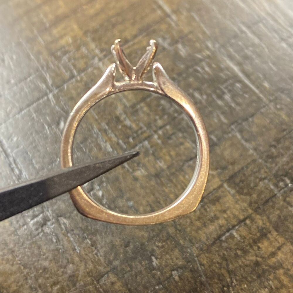 White Gold 14k Ring Setting Mounting No Stone 3.42g Size 6.75 - Picture 3 of 5